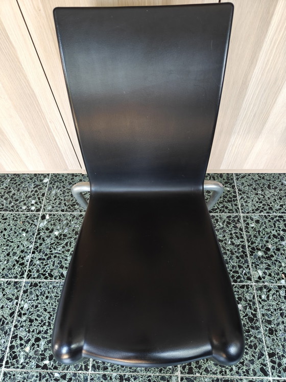 Image 1 of 6 x Vitra Louis 20 Philippe Starck zwart