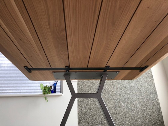 Image 1 of Magnifique table de salle à manger (Remo) Bert Plantagie