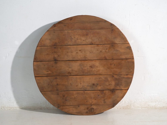 Mesa baja redonda antigua de madera de pino – Europa Central, circa 1940 – Mesas de centro, Rustic (photo 40 of 40)
