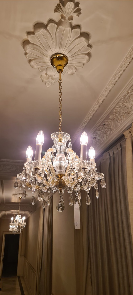 Image 1 of Monumentale Paleiscollectie: 91 rococo kroonluchters en 174 wandlampen (1982)
