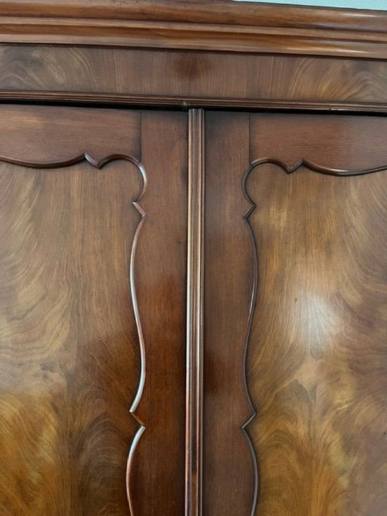 Image 1 of Gabinete antiguo de caoba