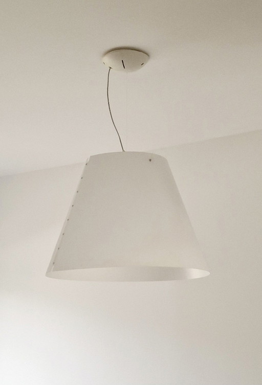 Suspension model Costanza Luceplan by Paolo Rizzatto