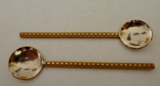 Vintage vergoldete Salz- und Pfefferstreuer aus Limoges-Porzellan in Schwanenform mit vergoldetem Halter und Löffeln