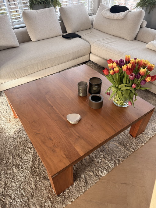 Notenhouten salontafel Bert Plantagie (ook als set met eettafel)