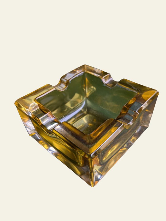 Image 1 of Raro posacenere di metà secolo in vetro giallo con custodia in pelle rossa | anni '60 vintage