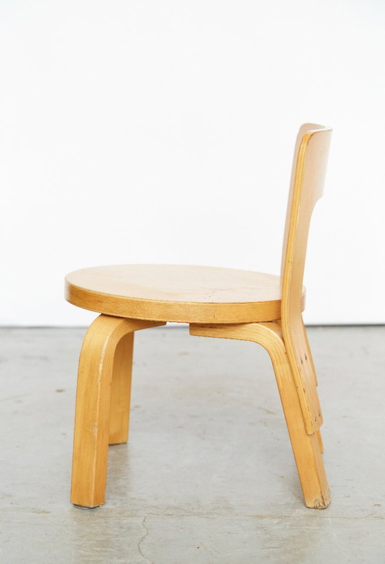 Image 1 of Set van twee Alvar Aalto kinderstoelen N65 voor Artek