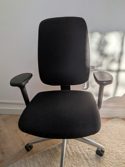 Auffälliger Bürostuhl