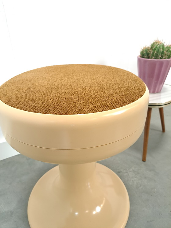 Image 1 of Space Age Tulip Stool Beige No. 5