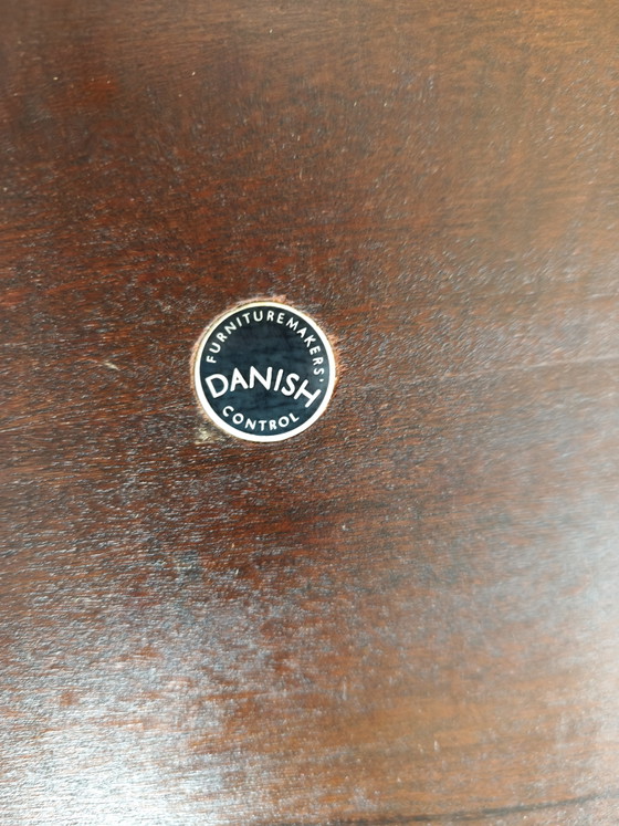 Image 1 of Table basse danoise Johannes Andersen, milieu du XXe siècle