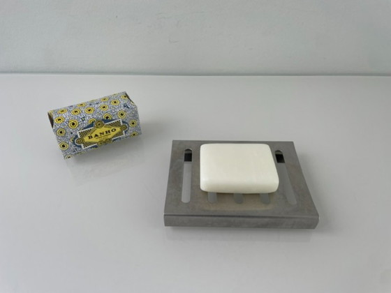 Image 1 of Elegante, rechteckige Seifenschale aus Edelstahl