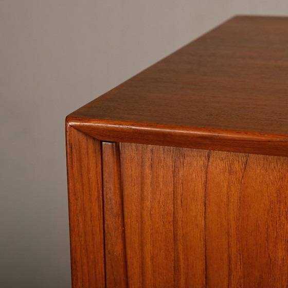 Gunni Omann Teak Sideboard oder Highboard für Omann Jun Møbelfabrik, Dänemark 1960er – Wood (photo 11 of 24)