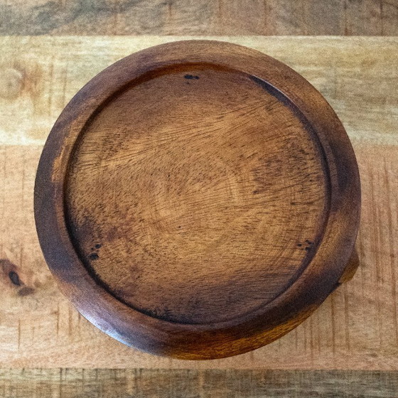 Image 1 of Pflanzenständer in Elefantenform aus Holz