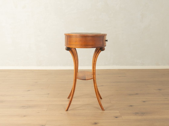 Eleganter Nähtisch, Biedermeier, um 1850 – Beistelltische, Holz (photo 10 of 14)