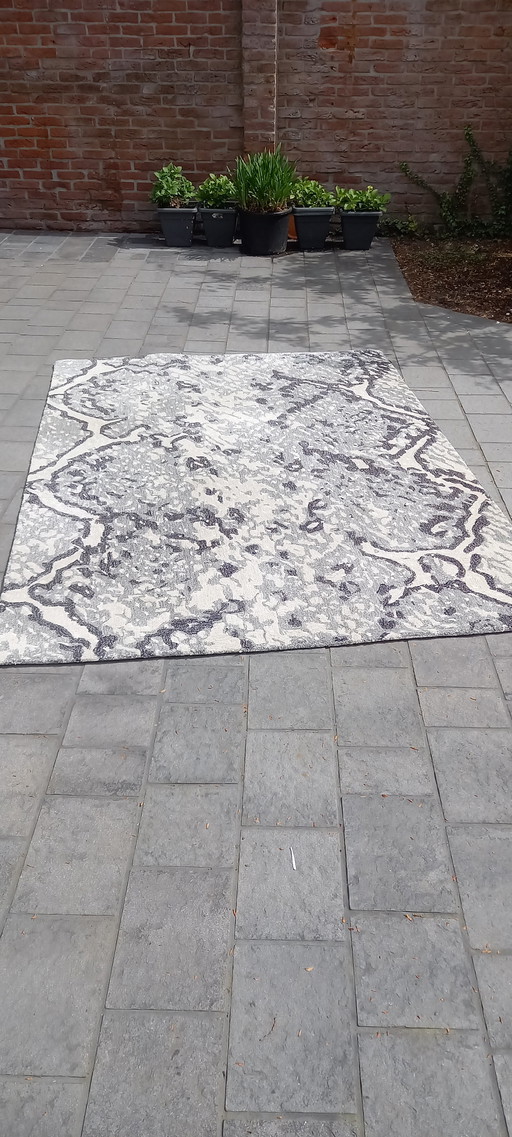 Wool floor rug.