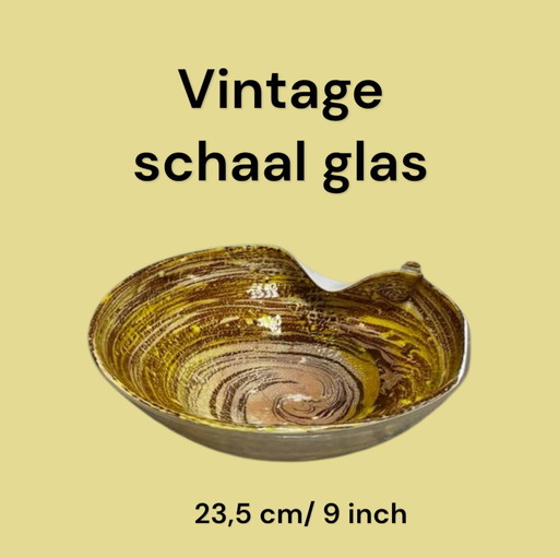 Trouvaille unique : bol en verre vintage jaune rayé