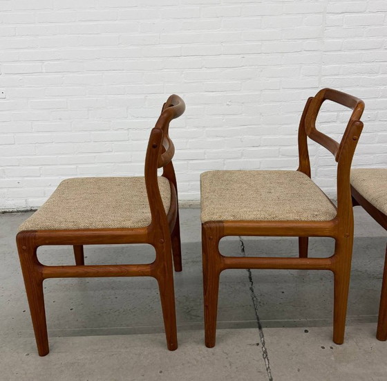 Image 1 of 6 Johannes Andersen Stühle für Uldum Møbelfabrik