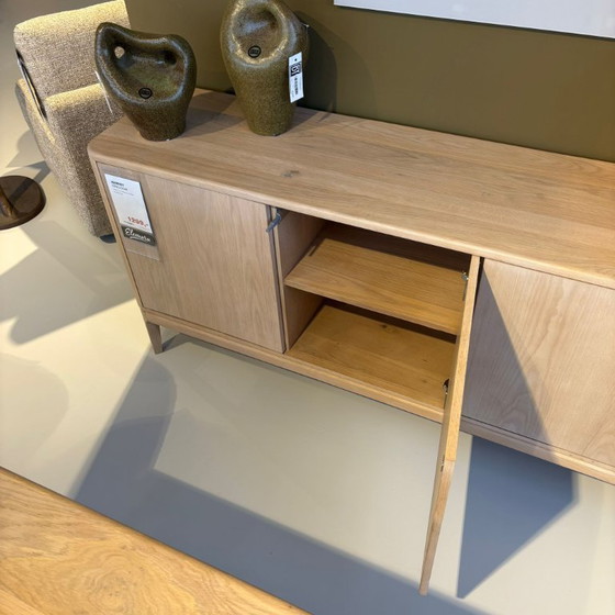 Image 1 of Dressoir Harvey 