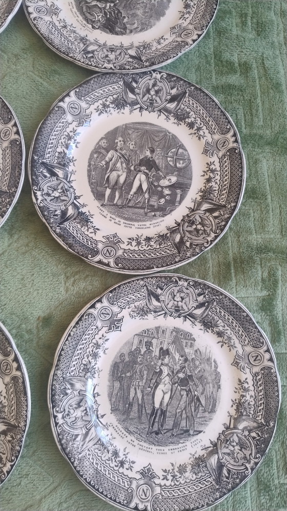 Image 1 of Série complète d'assiette parlante Napoléon 1920-1930