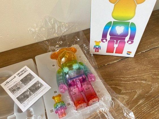 Image 1 of Bearbrick Emotionally Unavailable Gradient 400% + 100% Sold Out Medicom