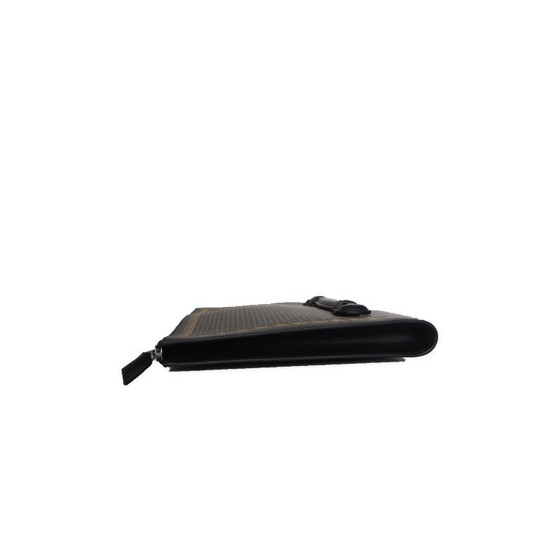 Gucci, Clutch con cerniera in pelle nera Guccy x SEGA (photo 11 of 12)