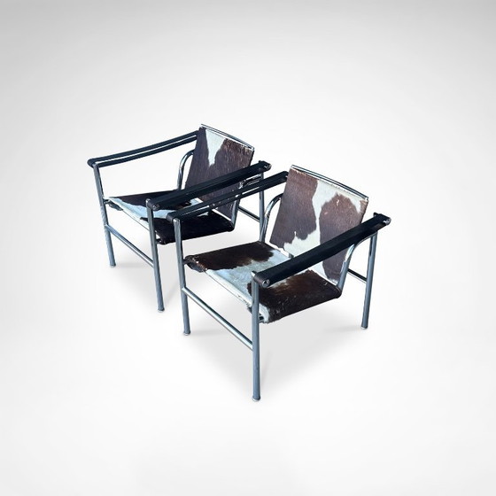 Image 1 of Fauteuil LC1 en peau de poney, modèle ancien, conçu par Le Corbusier et al. pour Cassina, années 1970, lot de 2.