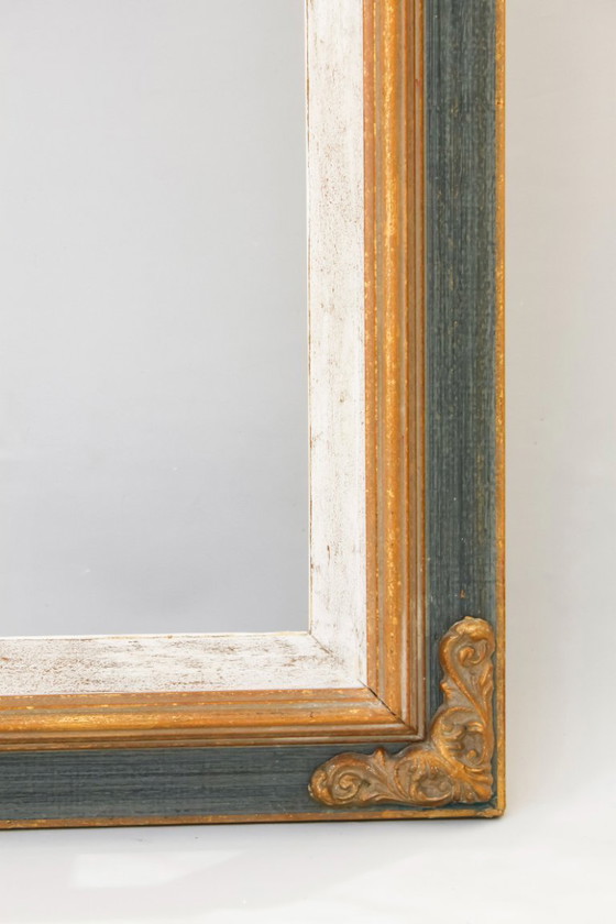 Image 1 of Gerestaureerde antieke houten lijst. Vintage houten lijst voor een schilderij, spiegel, foto, enz. Lijst met ornamenten.