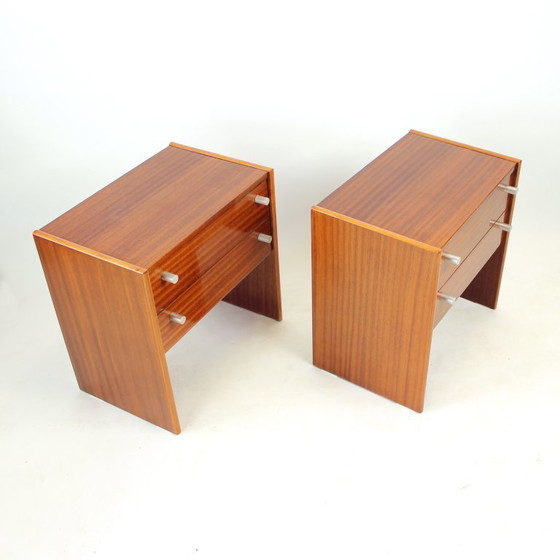 Image 1 of Ensemble de 2 tables de chevet carrées en acajou, Tchécoslovaquie, années 1970