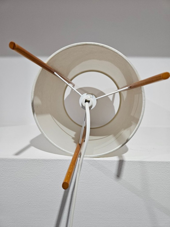 Image 1 of Cilindrische bureaulamp "No 9", Isamu Noguchi, Knoll, jaren 1940.