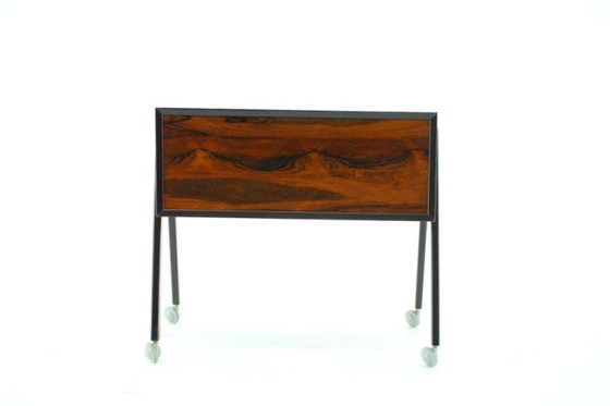 Image 1 of Gerestaureerde Deense naaikast op wielen in mid-century modern stijl, gemaakt van palissanderhout, jaren 60.