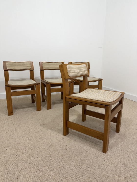 4 Vintage massief iepenhouten eetkamerstoelen jaren 70 – Wood (photo 3 of 12)