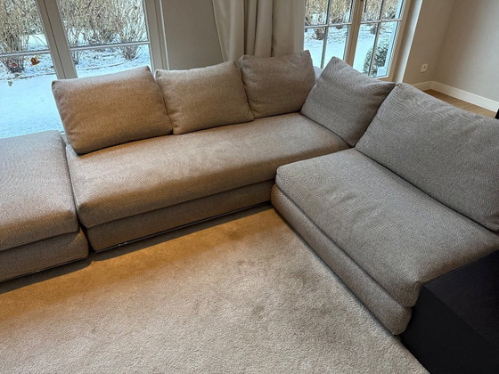 Image 1 of Minotti Hamilton bank 