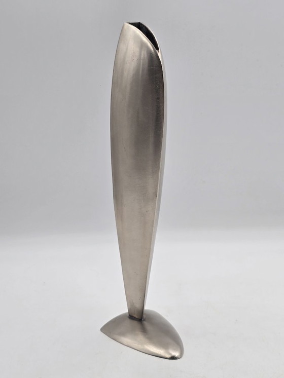 Image 1 of Vintage industriële massief RVS vaas