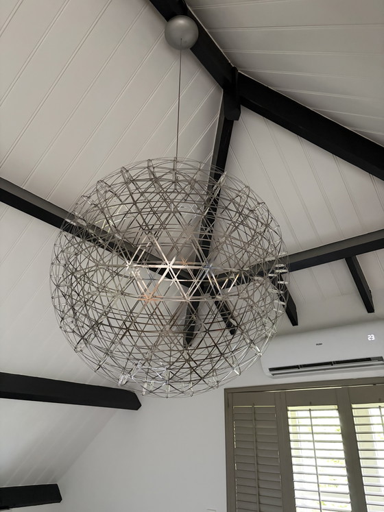 Image 1 of Hermoso Raymond R89
