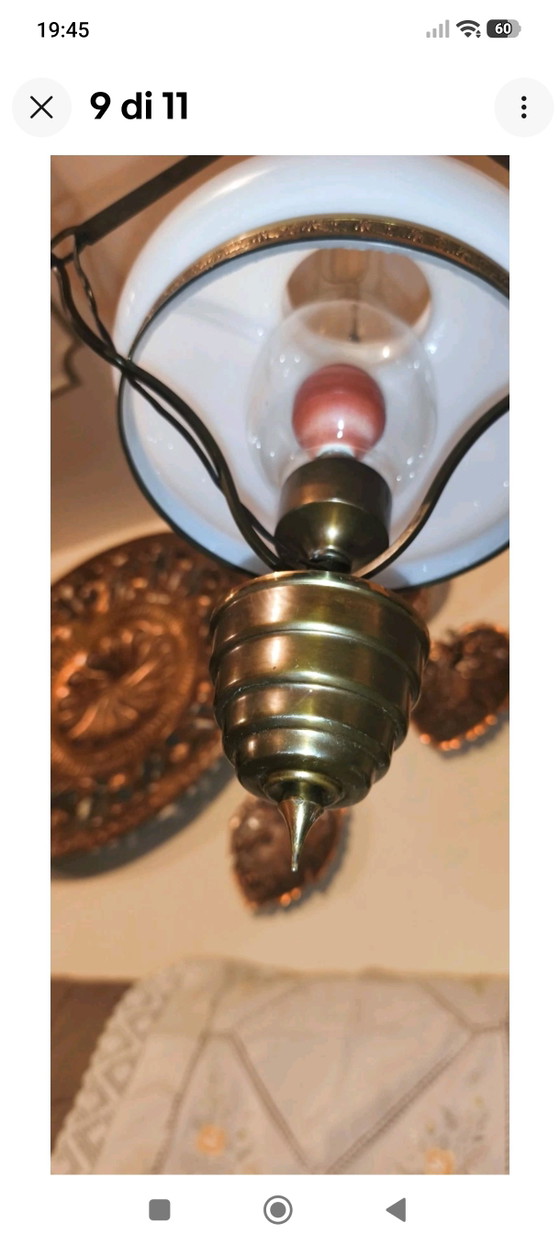 Lámpara de araña estilo lámpara de aceite antigua en oro y blanco – Lámparas colgantes, Glass, Brass (photo 9 of 11)
