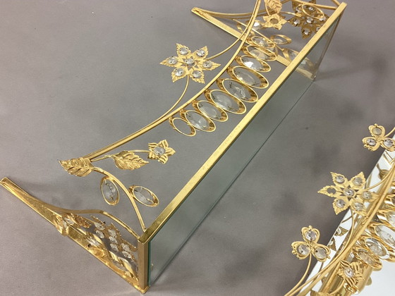 Italian vintage Hollywood Regency mirror with brass console and lighting, Glass, Gold (photo 6 of 11)