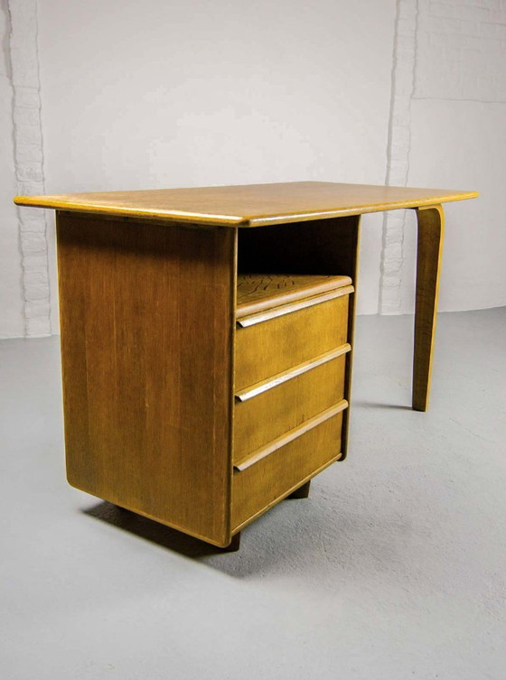 Image 1 of Cees Braakman Mid-Century Dutch Design EE02 Oak Desk for Pastoe. The Netherlands, 1950s.