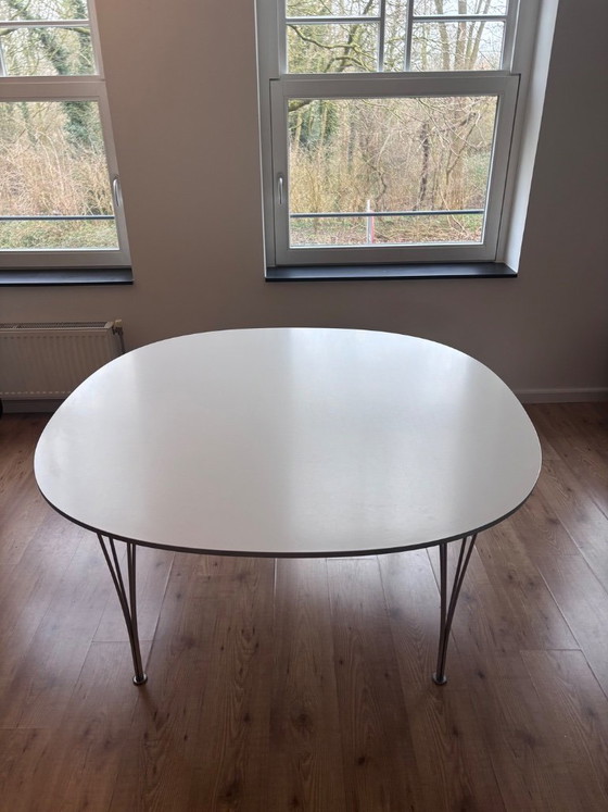 Fritz Hansen Superellips Tavolo da pranzo – Tavoli da pranzo, Alluminio, lamine (photo 4 of 6)
