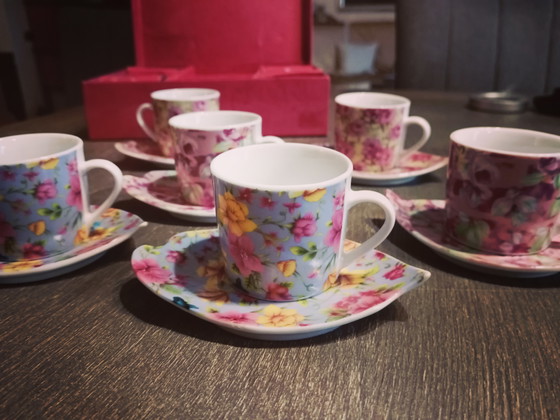 Image 1 of Set van 6 kopjes met schotels