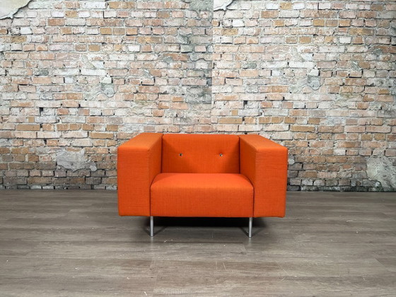 Image 1 of Moooi Bottoni fauteuil oranje