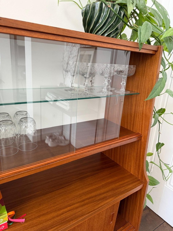 Credenza di metà secolo, design danese – Credenze alte, Wood, Glass (photo 5 of 12)
