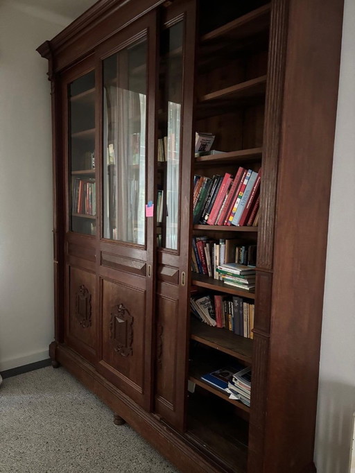 Bibliothèque ancienne avec portes coulissantes - 2,5 x 3 mètres