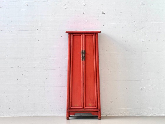 Smal Chinese Bruidskast in Rood – Vintage Lakmeubel – Opbergkast, Wood (photo 11 of 15)