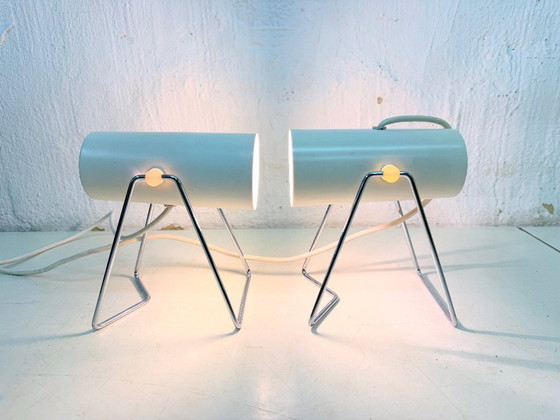 2 minimalistische cilindrische tafellampen in Space Age-stijl uit de jaren 60 en 70. – Metal (photo 4 of 12)