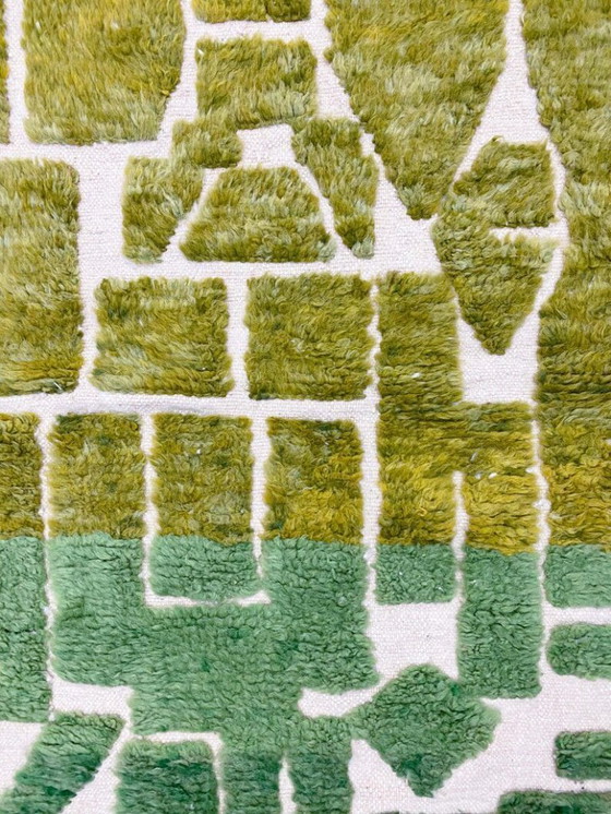 Image 1 of Traditional handmade Berber carpet 250cmx150cm