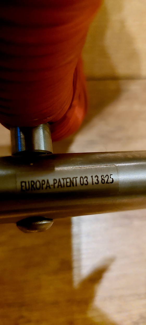 Image 1 of 2 sedie Tecta speciali, rosse invece che nere, molto belle