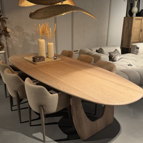 Image 1 of Passe Partout Bali dining table - 300x125