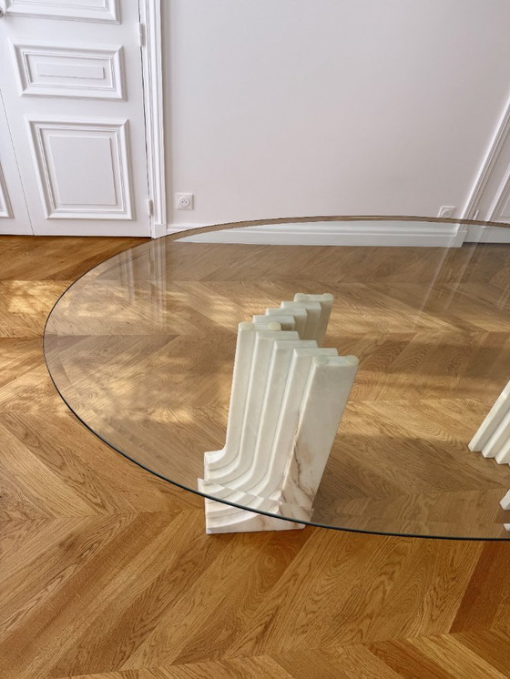 Image 1 of White marble dining table - in the style of Carlo Scarpa's Samo model (1970s, Italy)