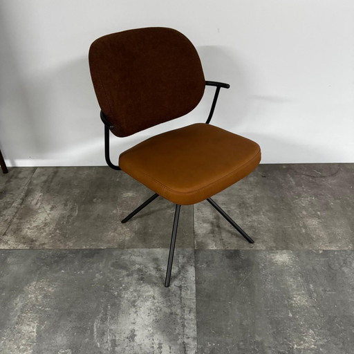 Flip 1.0 juego de 4 – Bert Plantagie, eetkamerstoelen, Plastic, Textile