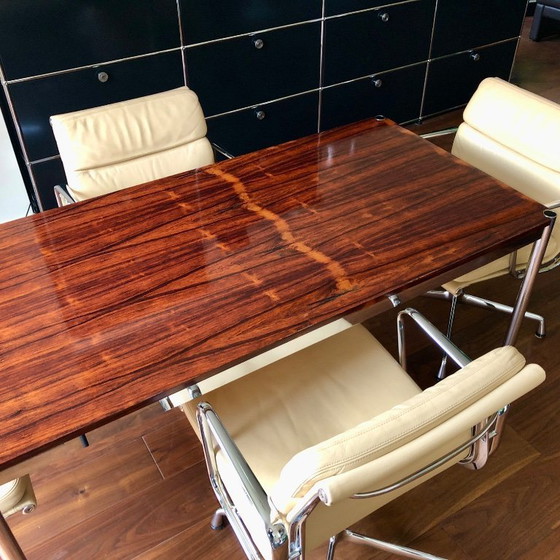 Image 1 of 4 sillas de conferencia giratorias Vitra Eames Soft Pad Chair EA 208