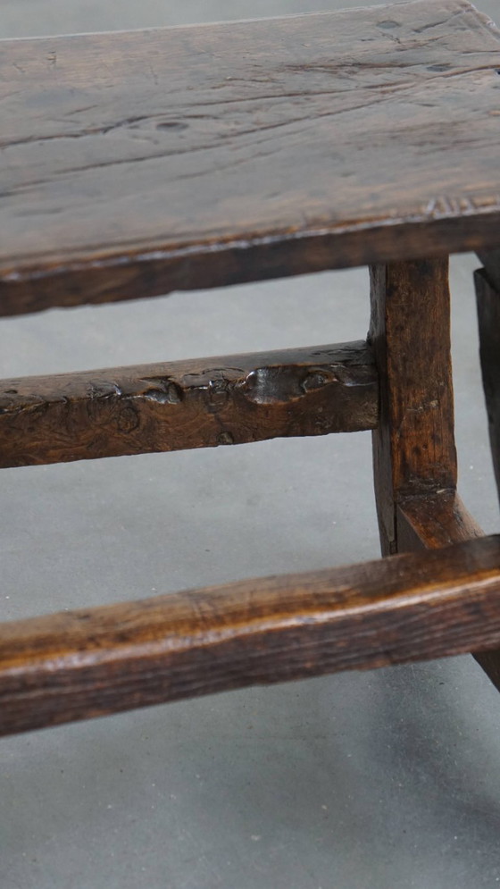 Image 1 of Antigua mesa auxiliar española del siglo XVI